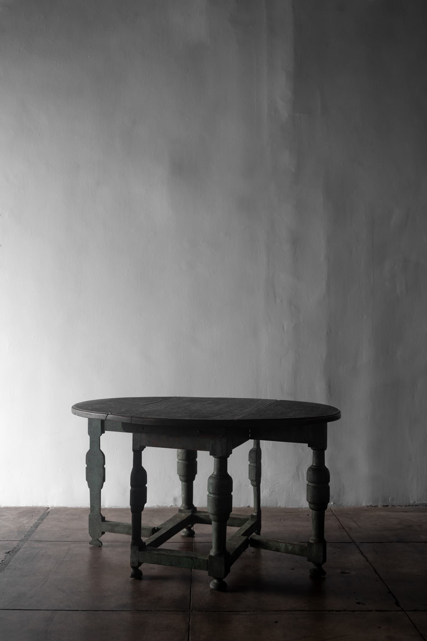 Rococo Gate Leg Table