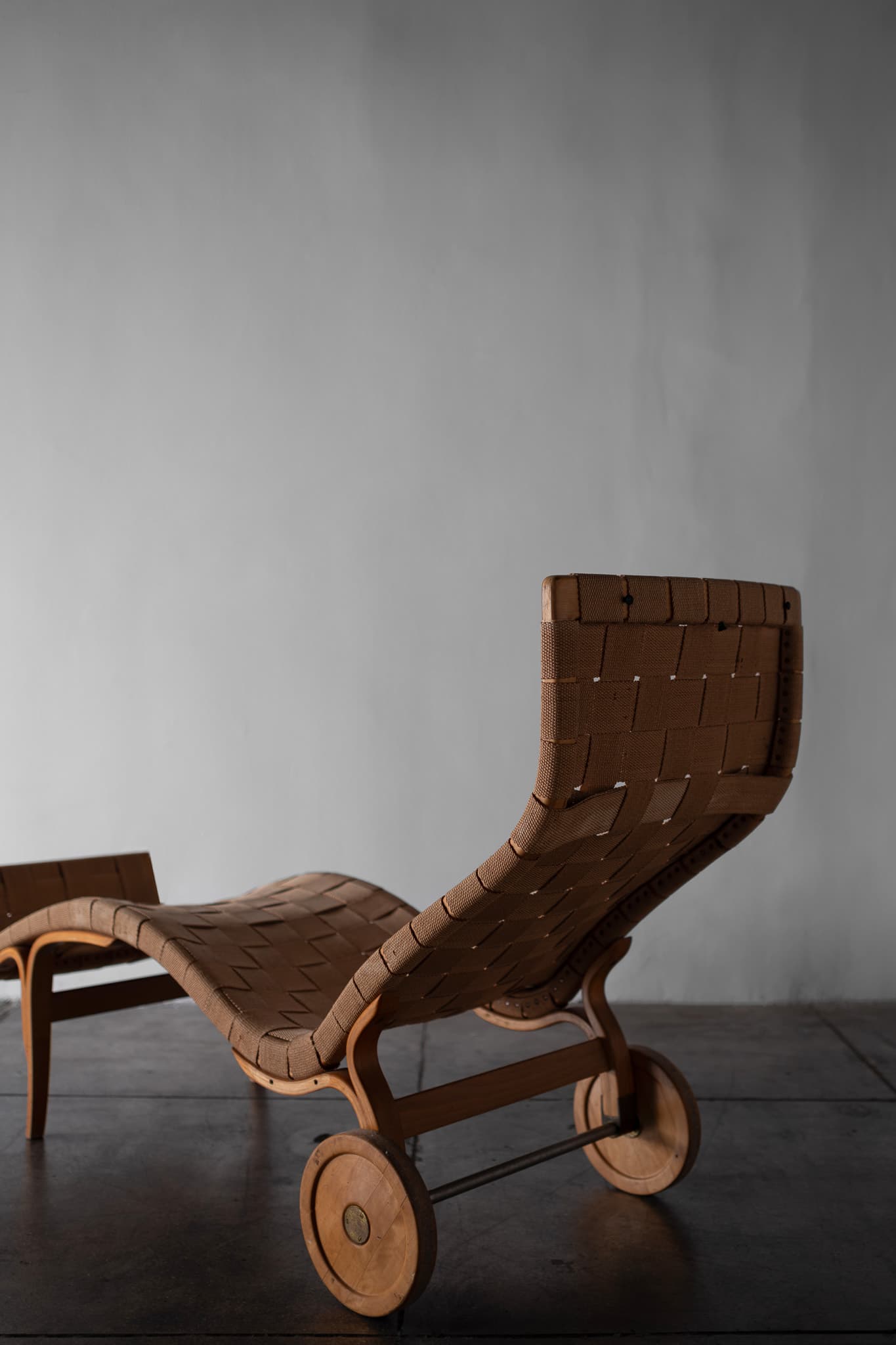 Pernilla Lounge Chair