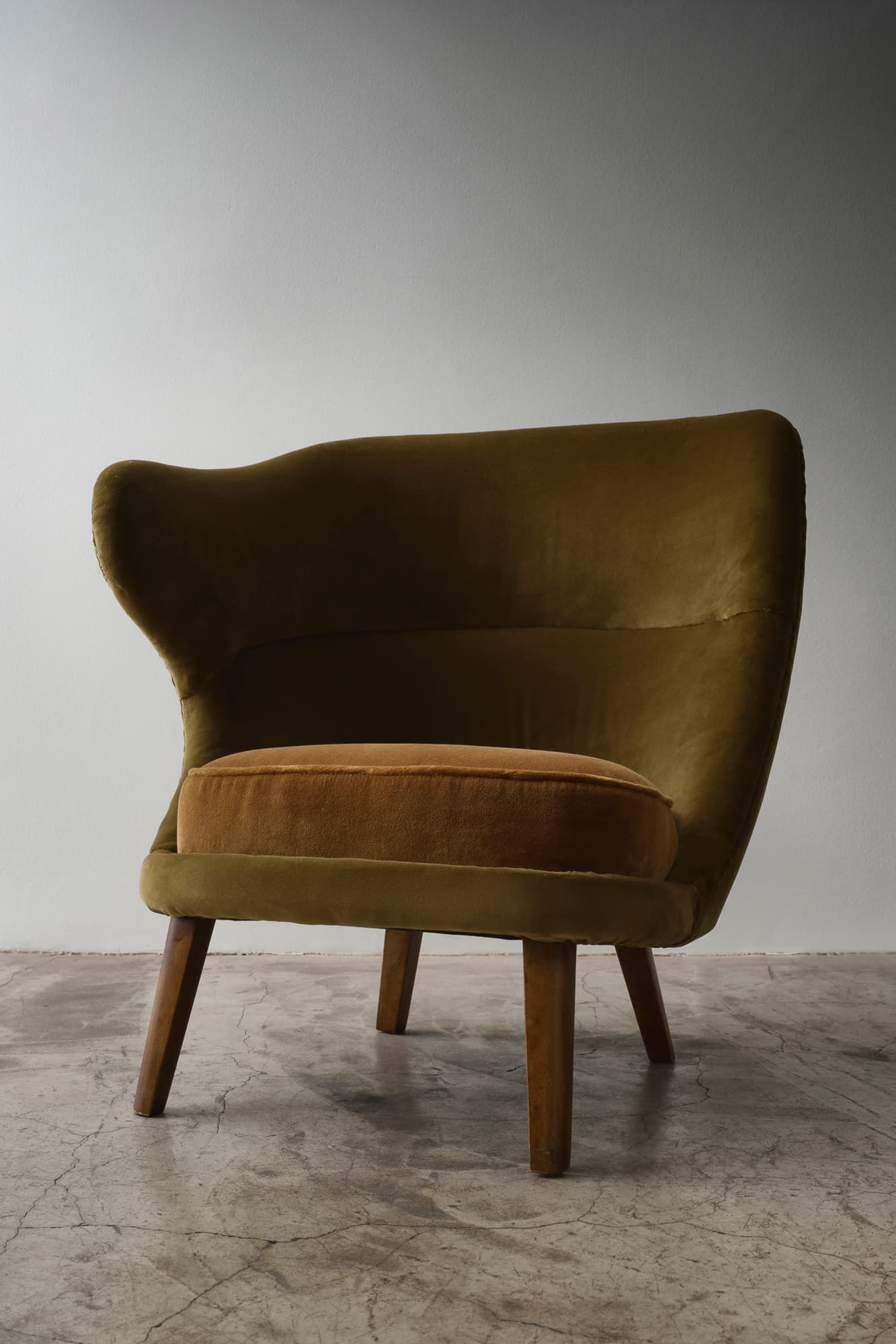 Thumb Chair