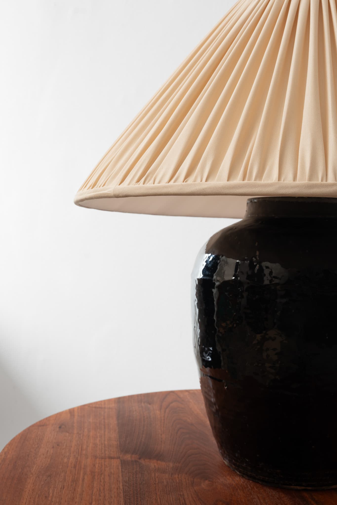 Stoneware Jar Lamp