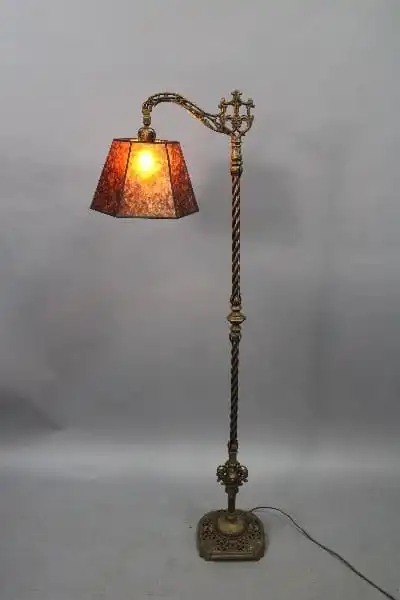 14121. Spanish Revival 1920’s Bridge Lamp With New Mica Shade