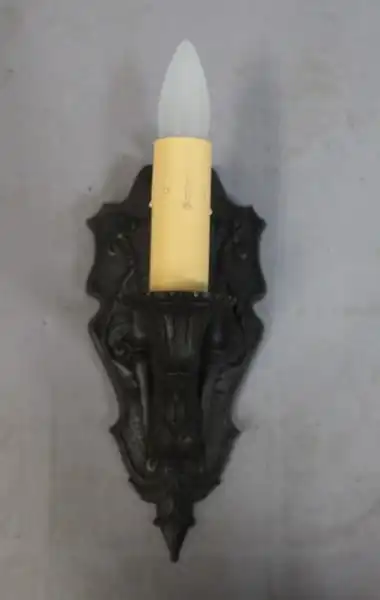 15286. 1 of 4 Single Spanish Revival Sconce