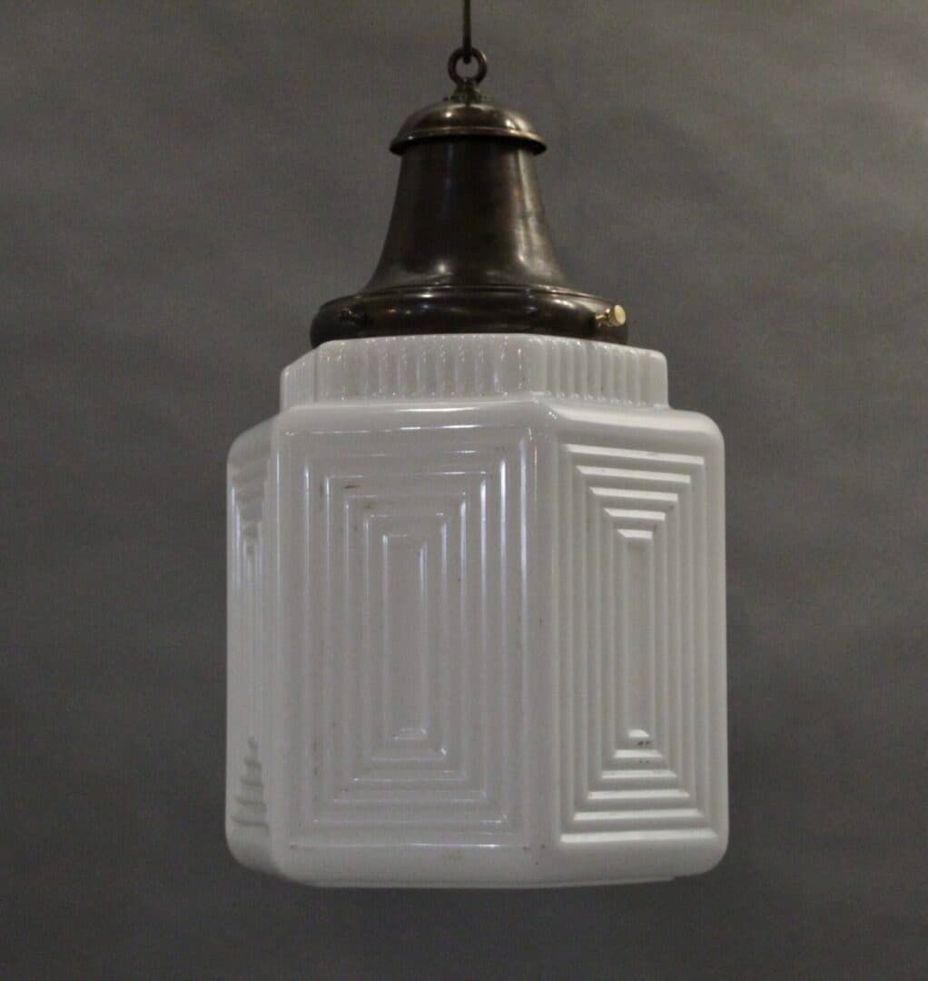 40641. Deco Period Pendant With Original Glass Shade