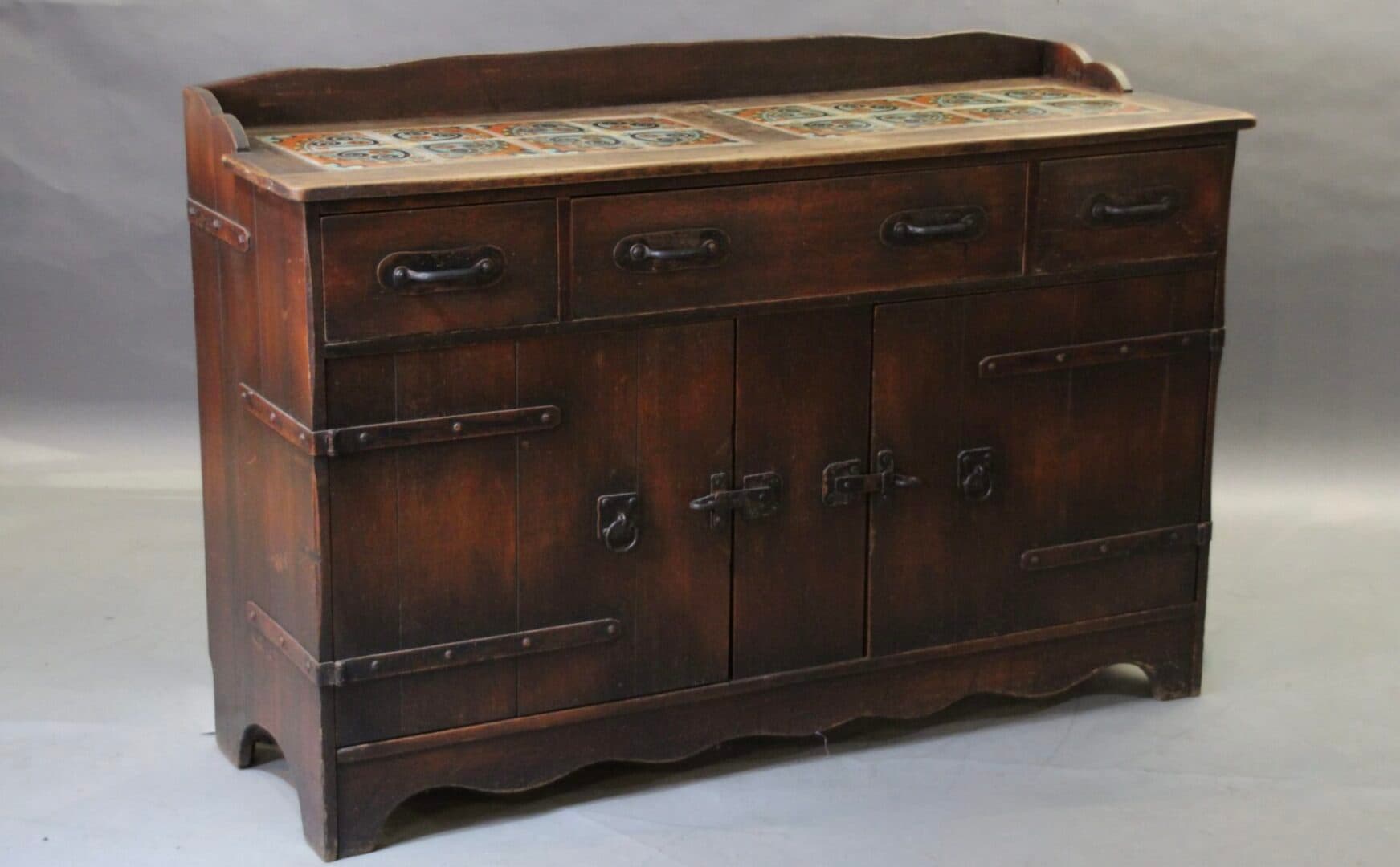 40658. Rare Monterey Sideboard With California Tiled Top