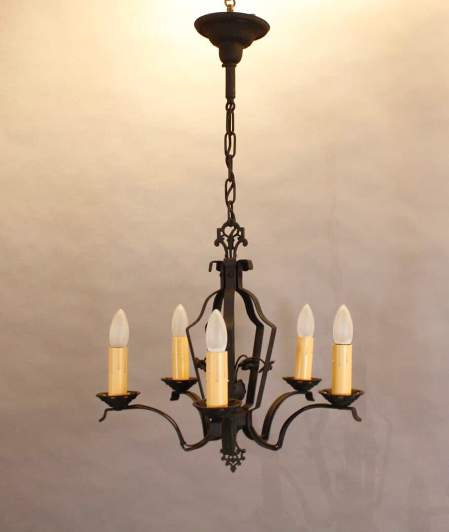 39849. Simple Iron Chandelier With Floral Motif