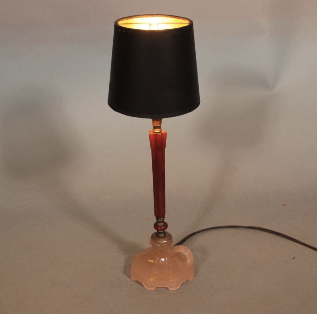42266. Single 1930 Deco Table Lamp With Glass And Bakelit