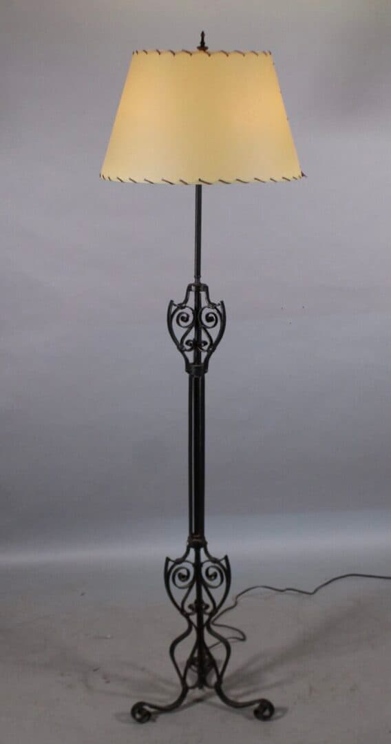 43468. Wrought Iron Spanish Revival Simple Floor Lamp