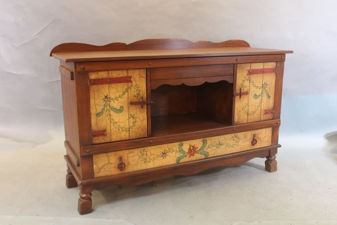 44631. Hand Painted Rancho Sideboard