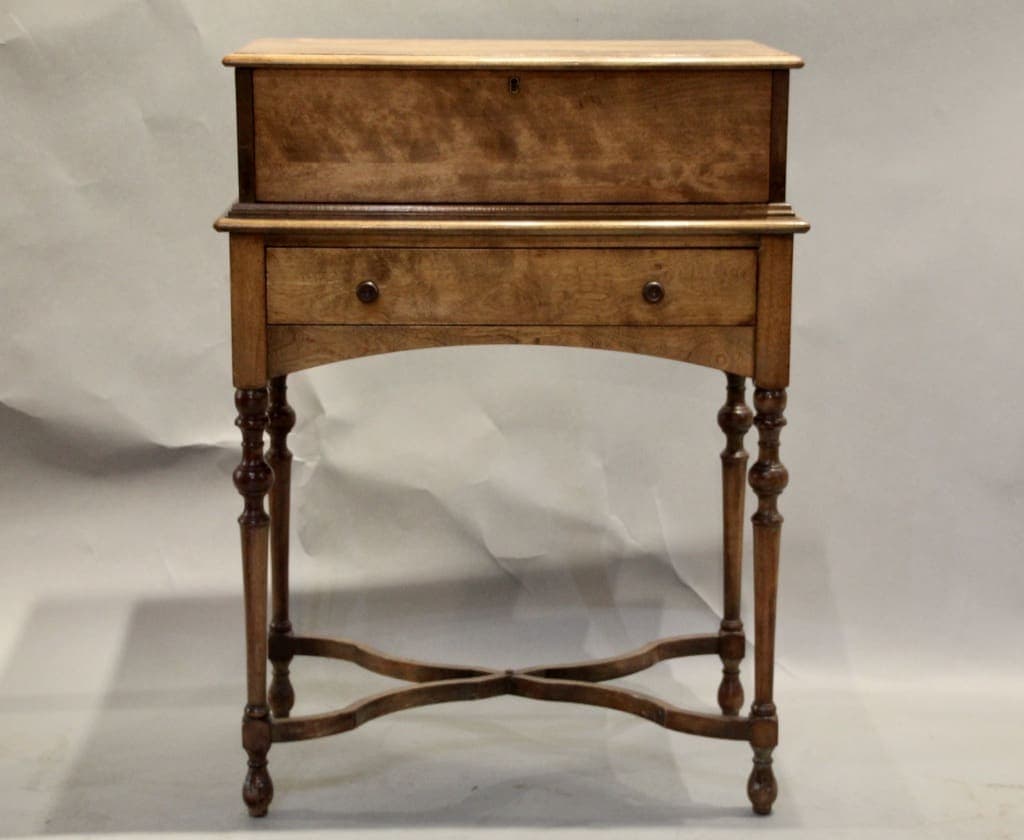 47160. Burl Wood 19th Century Walnut Desk