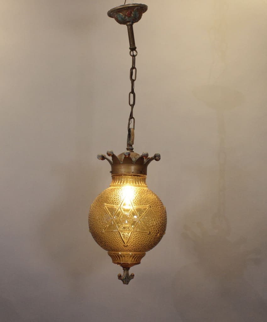 47430. Rare 1920’s Glass Pendant