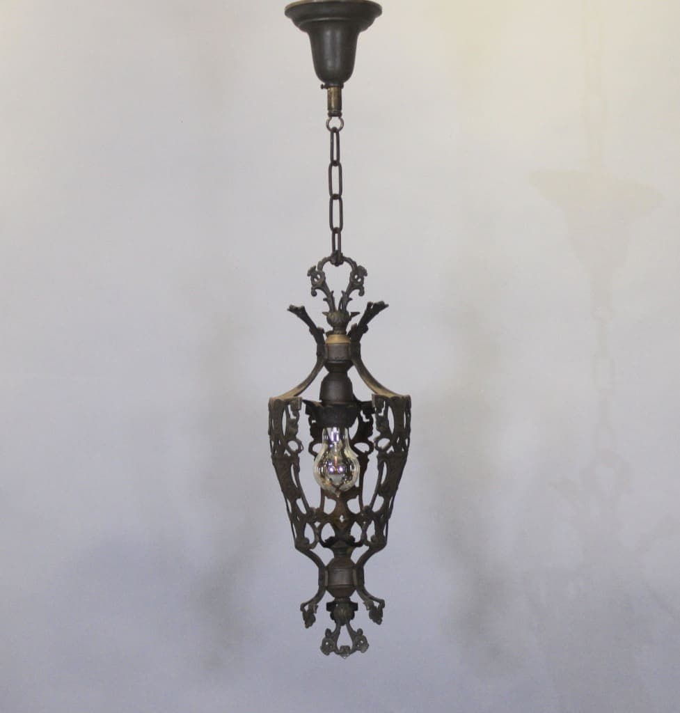 47647. Spanish Revival 1920’s Pendant With Shield Motif