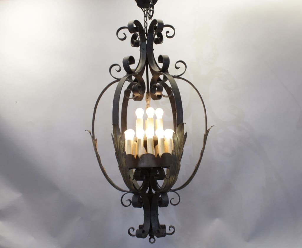 47550. Very Large And Impressive 1920’s Pendant