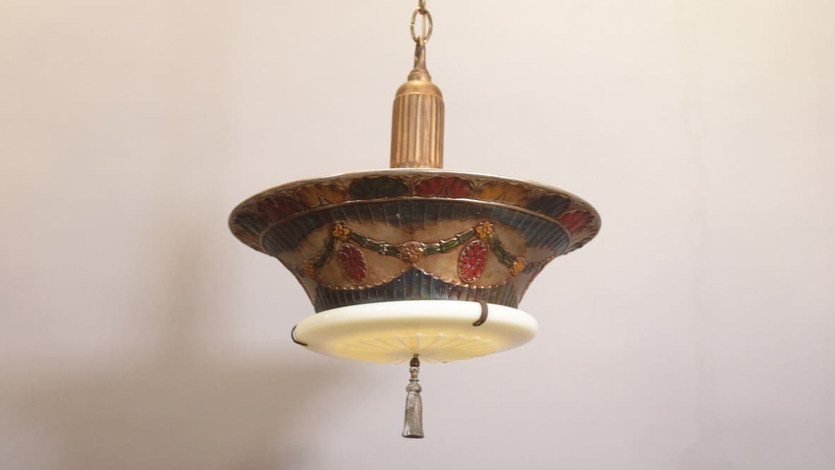 47484. 1920’s Polychrome Pendant With Glass