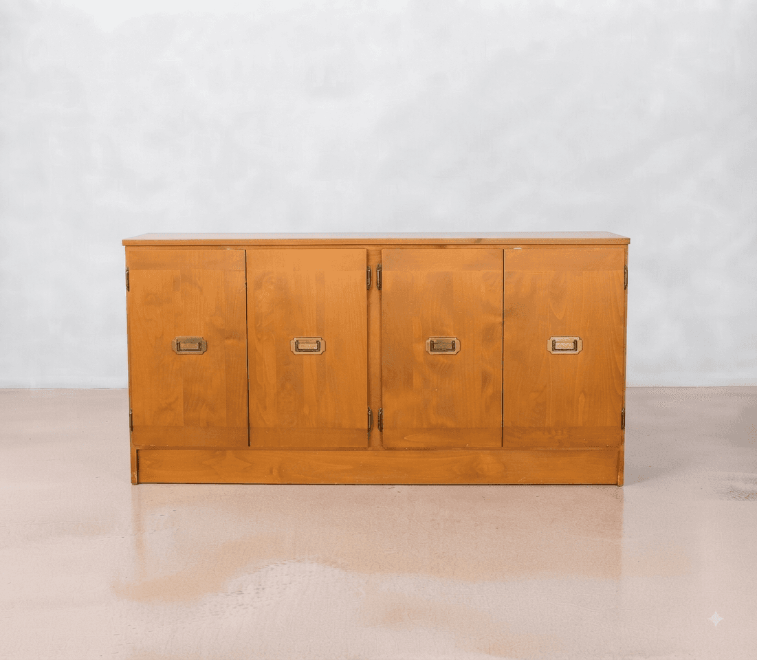 Vintage Sideboard / Buffet