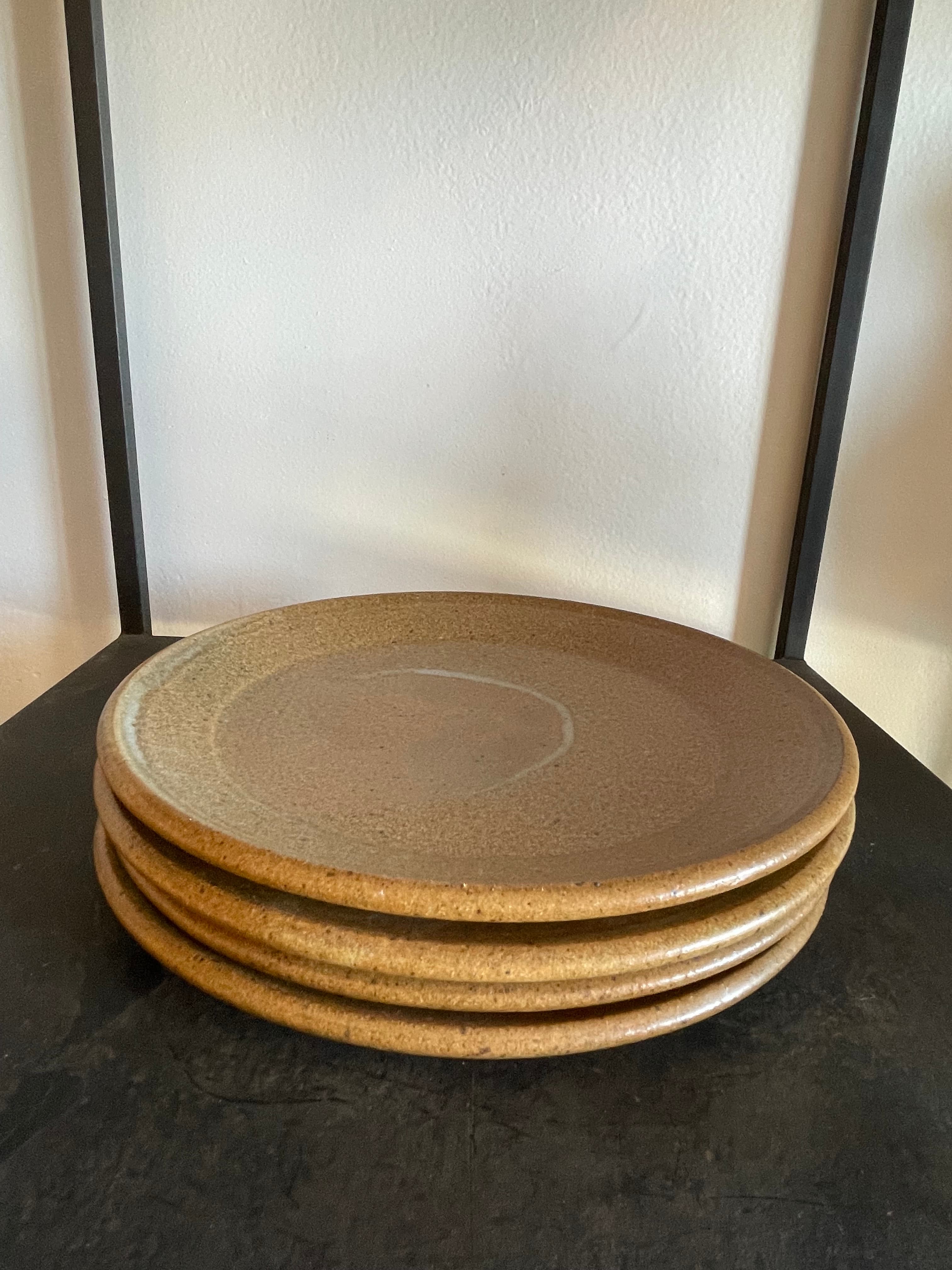 Low Earth Plate