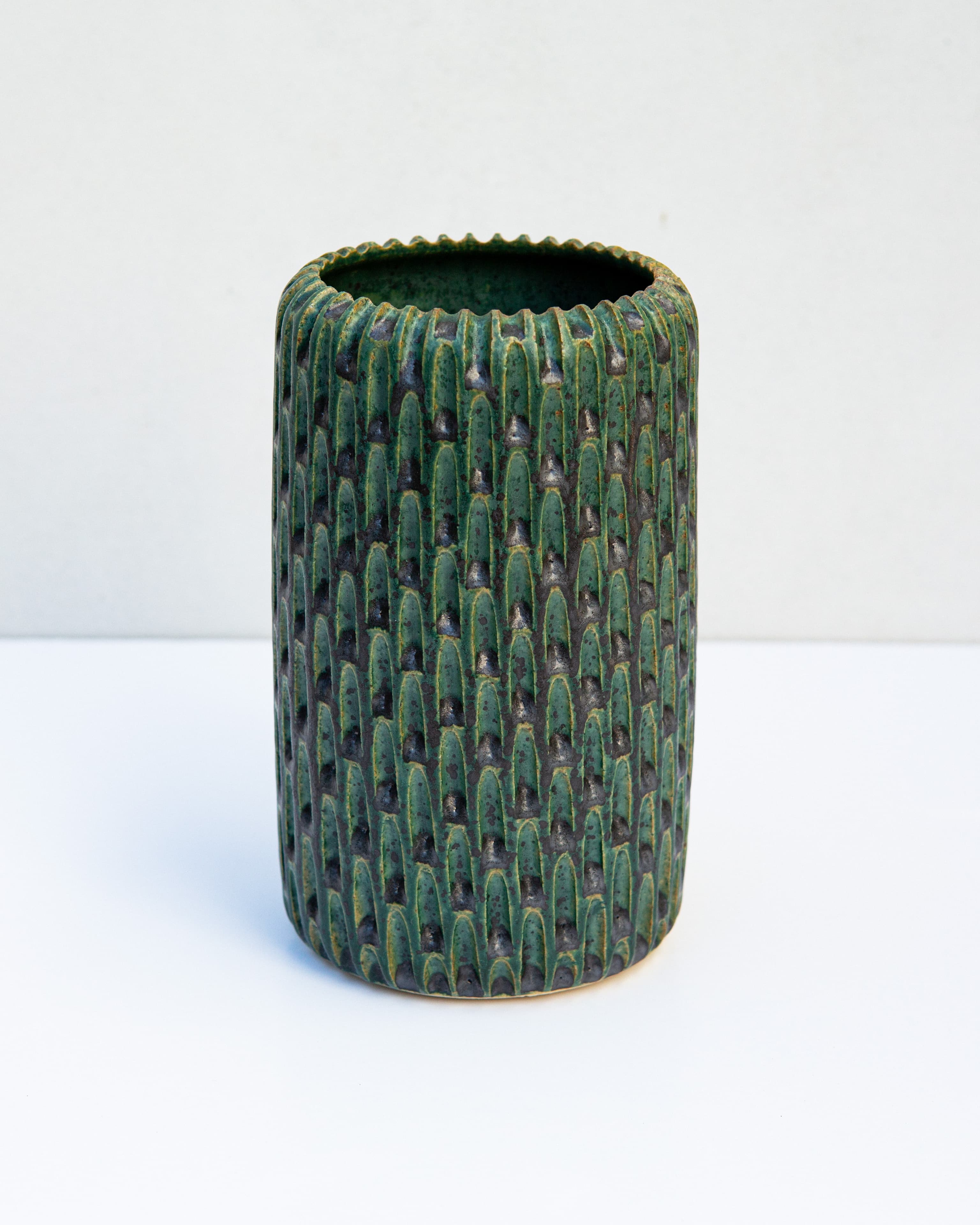 Green Sculpo Vase 2