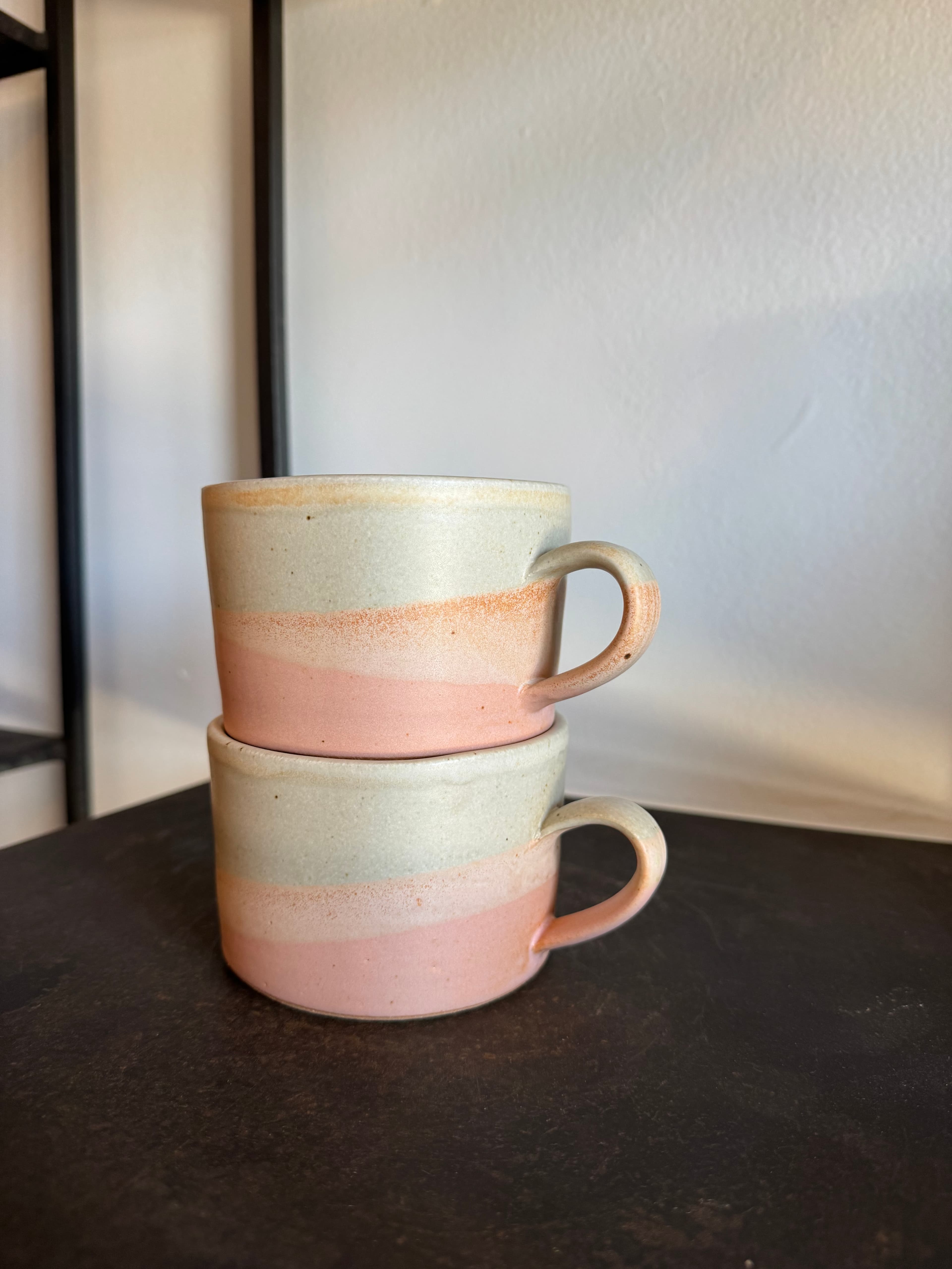 2 Tone Cloud/ Low Pink Handle Mug