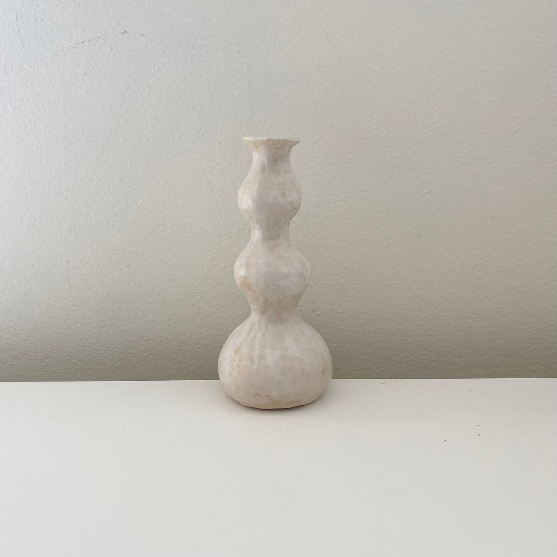 'dango san kyodai' glaze vase byTania Whalen