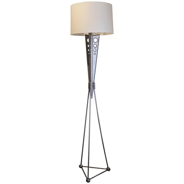Memphis style Floor Lamp | Ventura