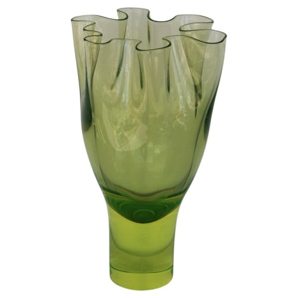 Timo Sarpaneva Vase (chartreuse) for Venini | Ventura