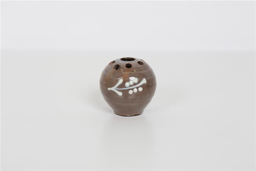 ceramic 1005