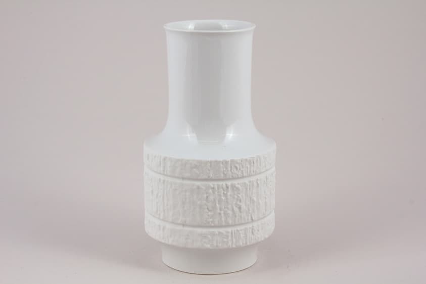 WHITE CERAMIC 607