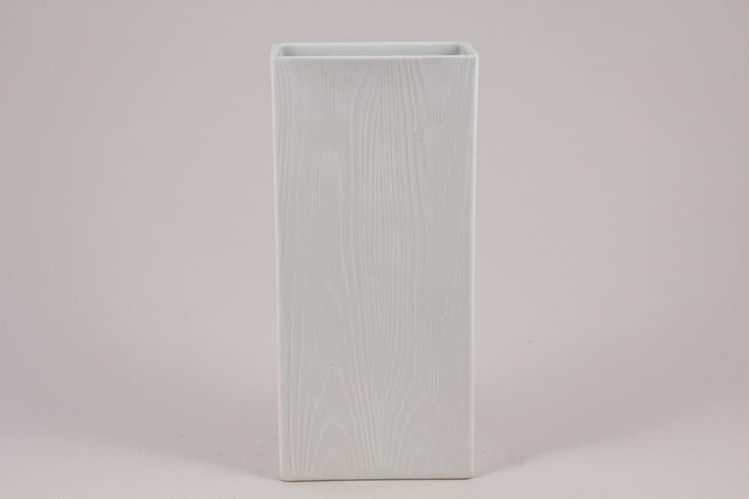 WHITE CERAMIC 679