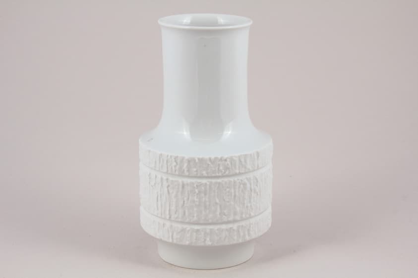 WHITE CERAMIC 772