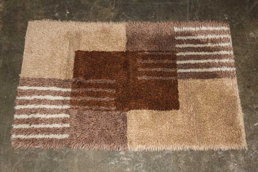 RUG 386