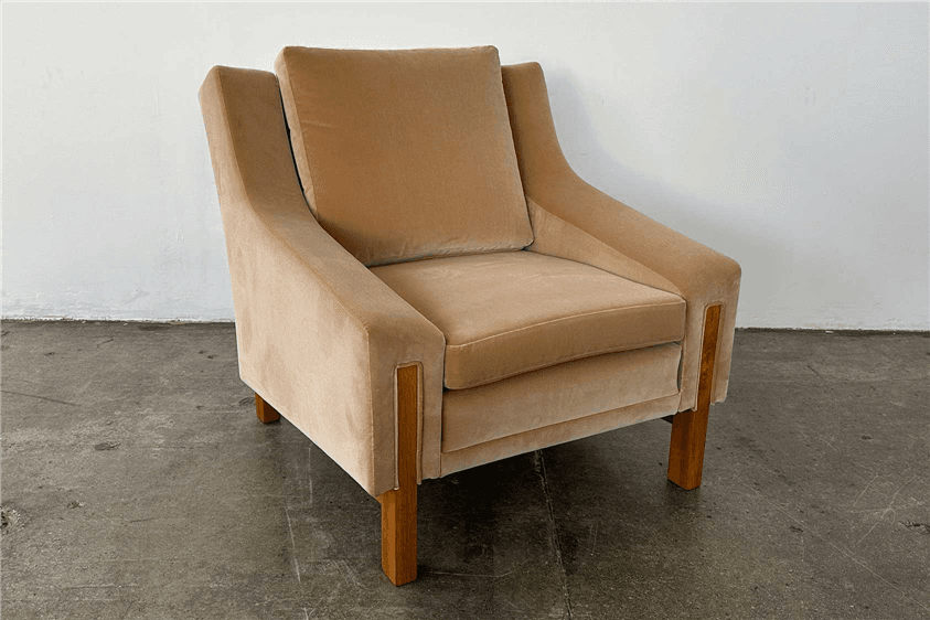 LOUNGE CHAIR 596