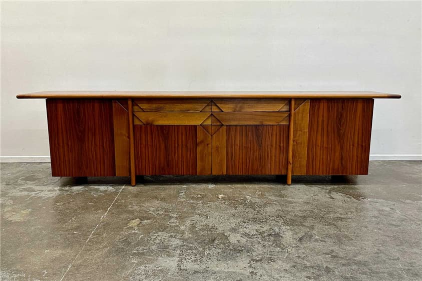 sideboard 5149