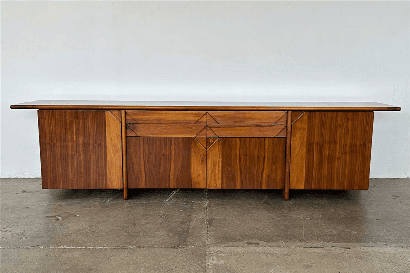 sideboard 5220