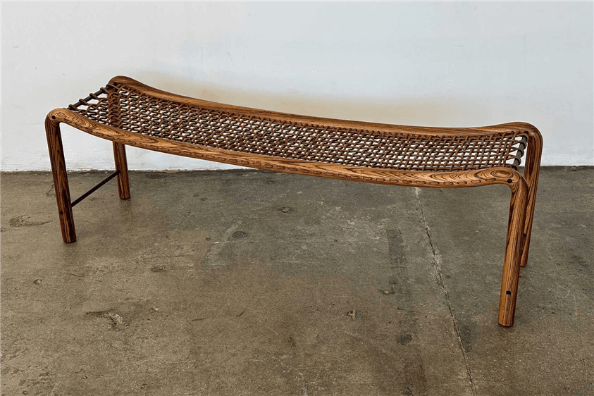bench 1084