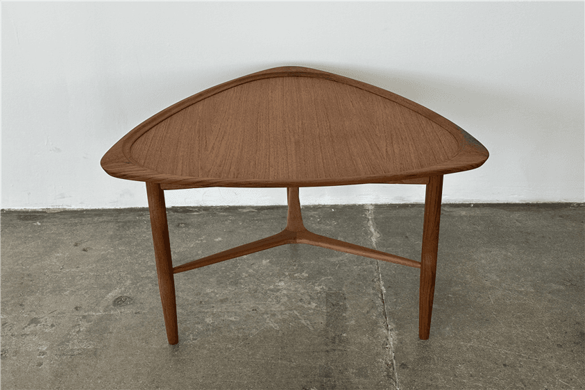 coffee table 1184
