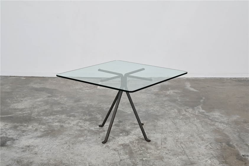 coffee table 1320