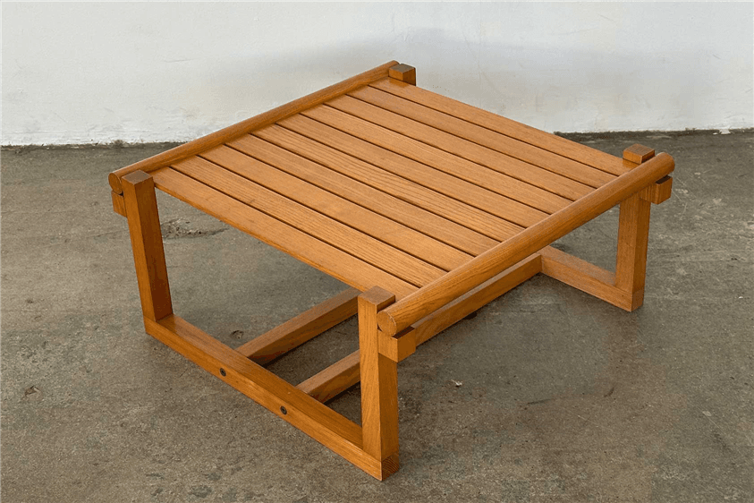 coffee table 1466