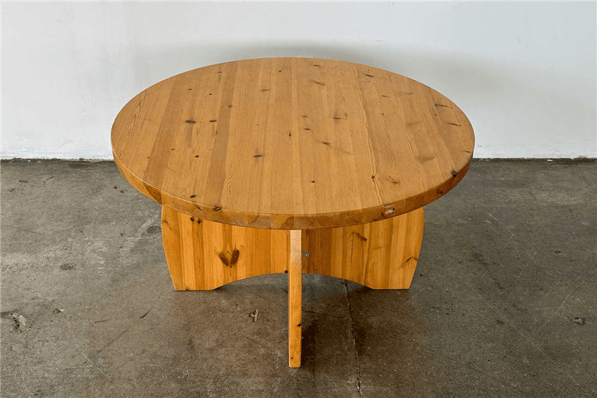 coffee table 1557