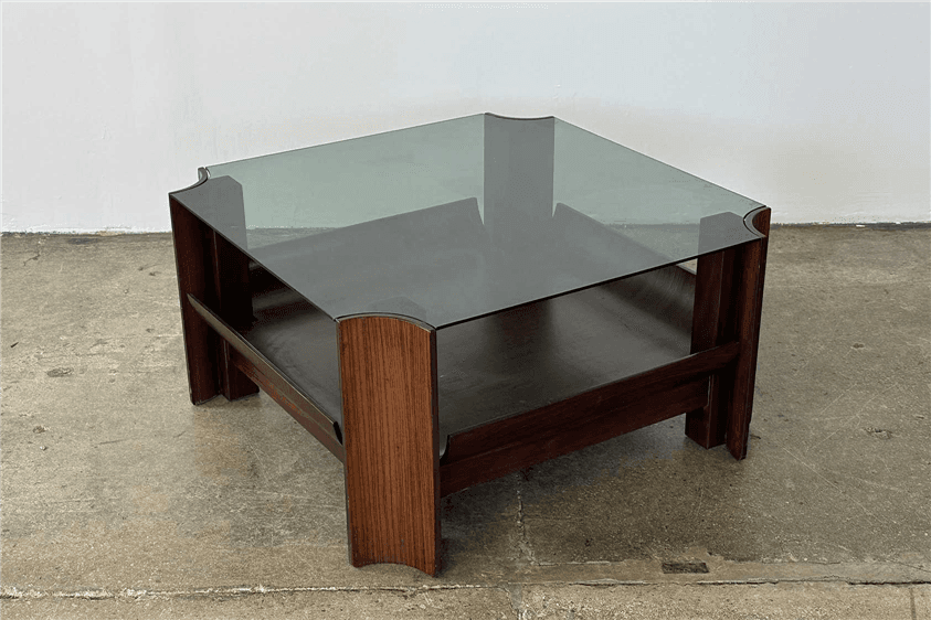 coffee table 1605