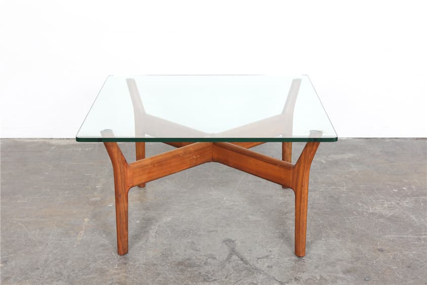 coffee table 806