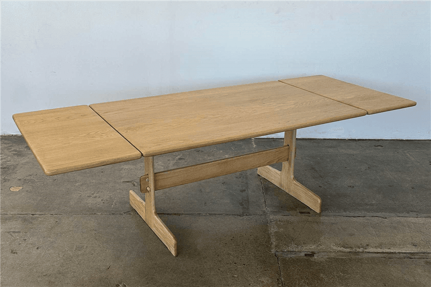 dining table 1633
