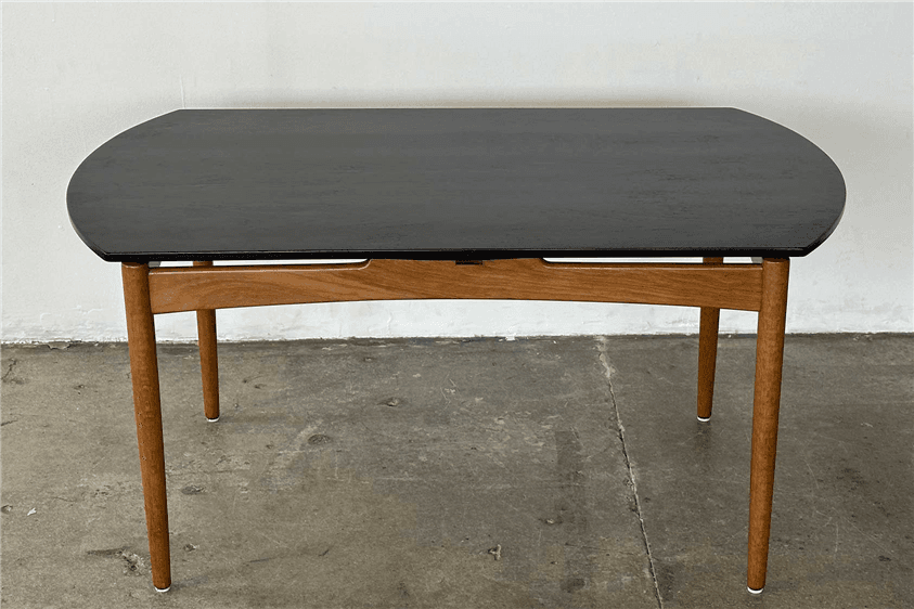 dining table 1774