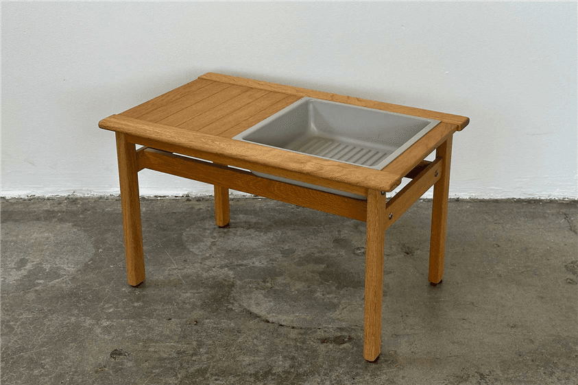 planter 132