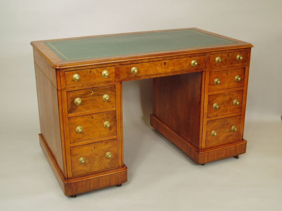 Georgian style desk