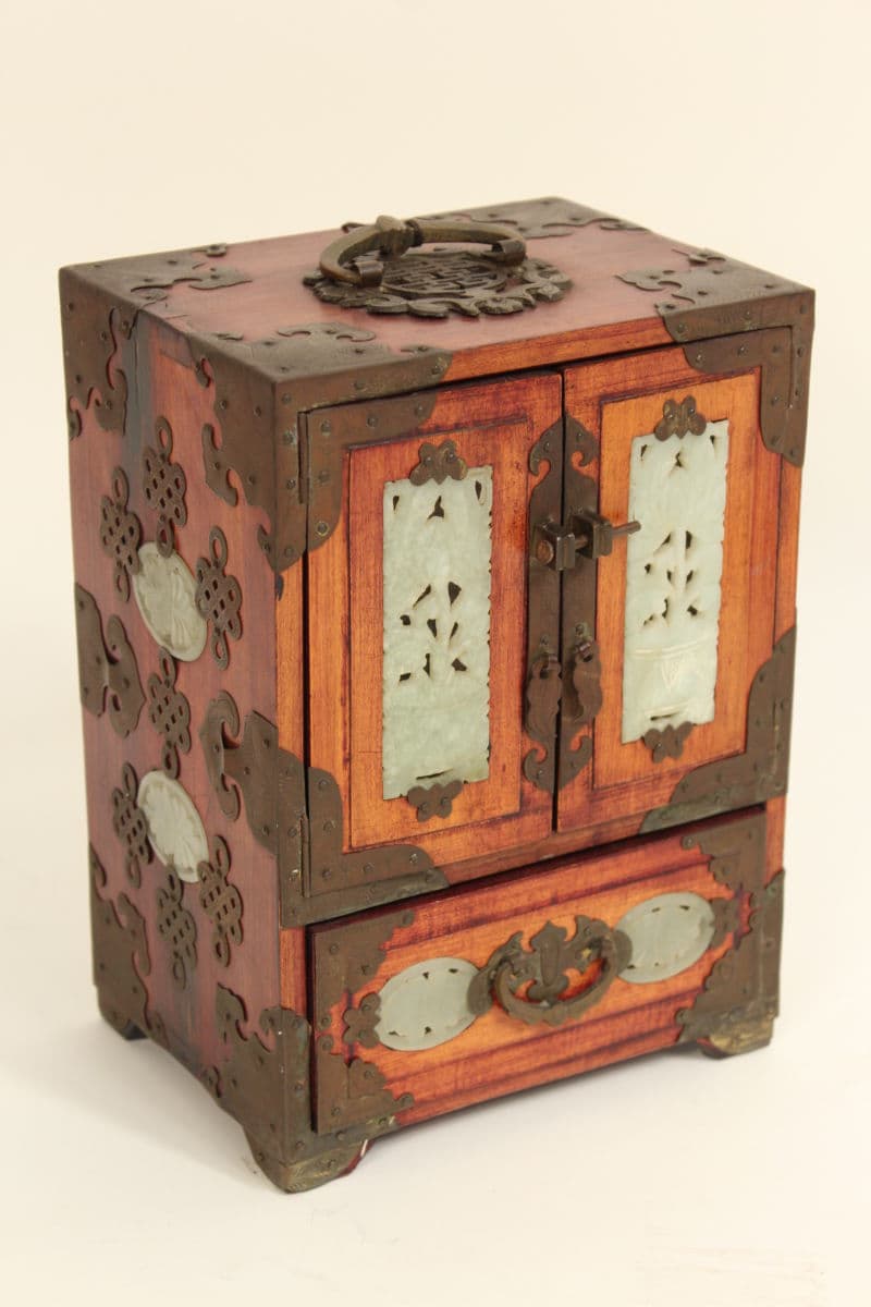 Chinese table top jewelry box