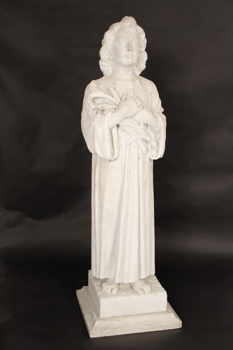 Marble statue of a young girl