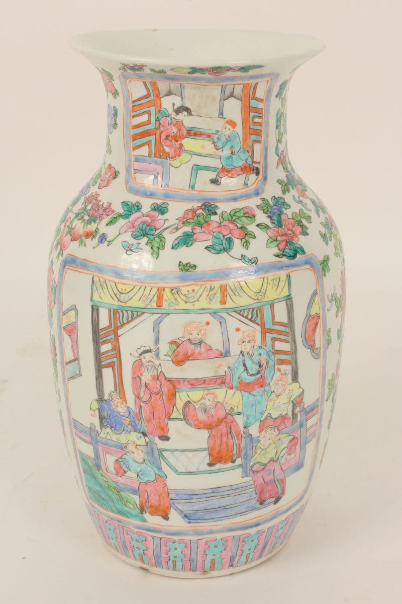 Chinese famille rose porcelain vase