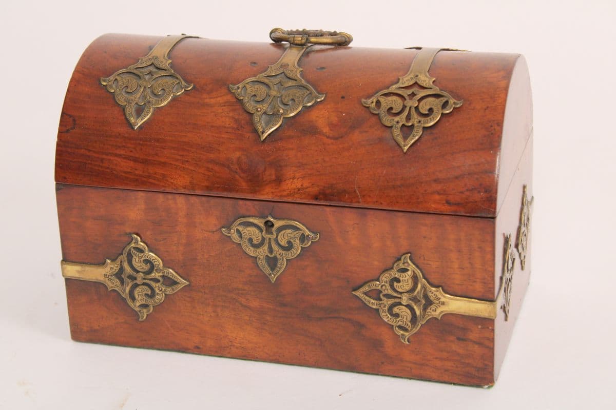 Burl walnut domed letter box