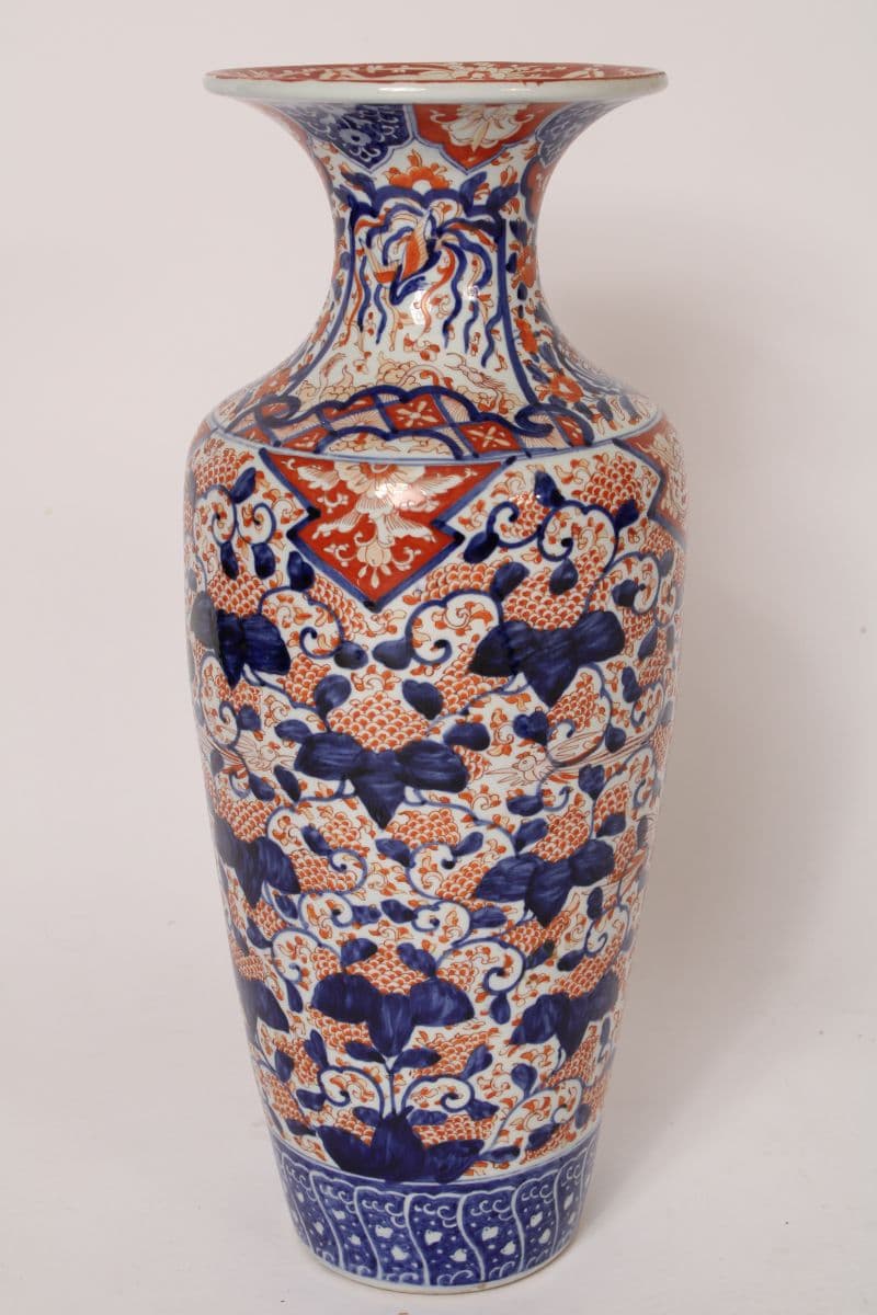25″ Tall Imari Vase