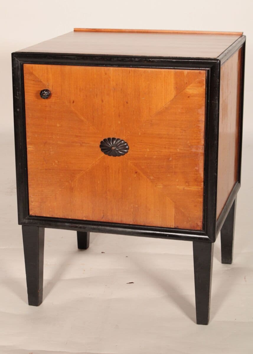 Art Deco Birch and Ebonized Occasional cabinet / table