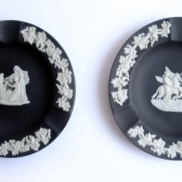 Accessories - Pair of Small Neoclassical Wedgwood White on Black Jasperware Dishes - 5734 - Rubbish Interiors Inc.